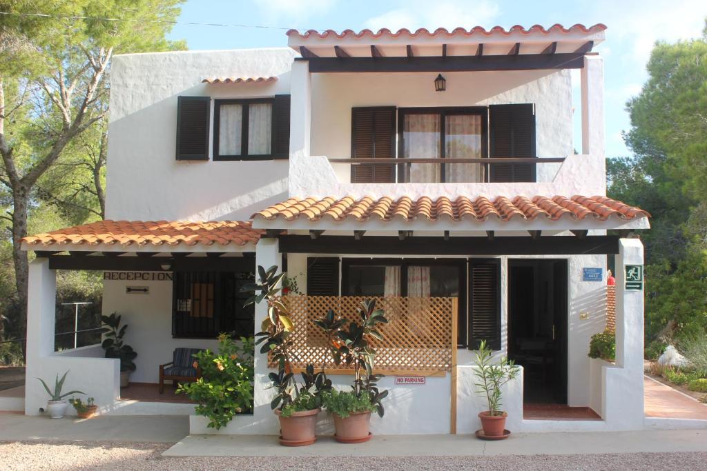 Apartamentos Pinomar Es Calo  Ngoại thất bức ảnh